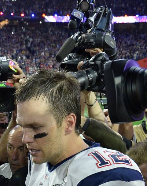 Il campione Tom Brady dei Patriots a fine partita (Afp)